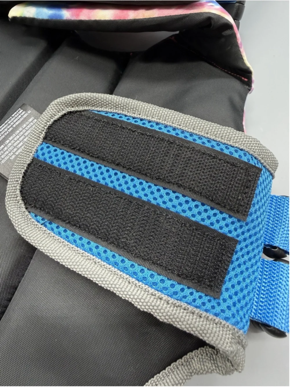 Canada Pooch Life Vest Small Reflective Trim Breathable Camping Rafting Swimming